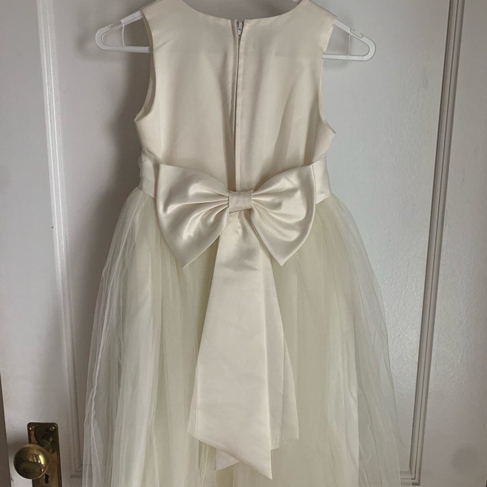 Ivory Dresses - Picture 3 of 5